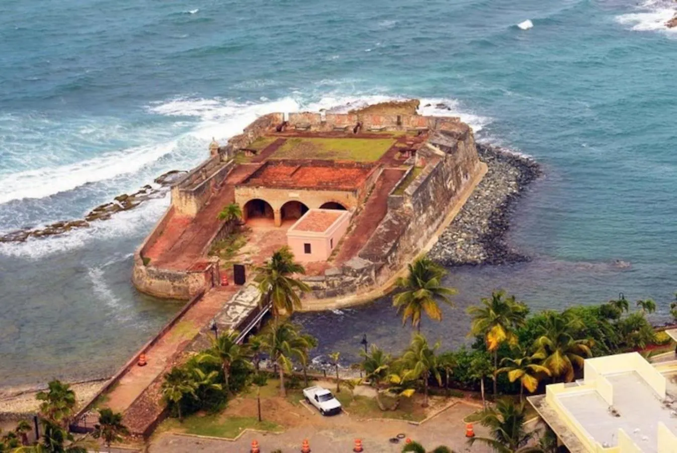 Appartement Vibrant San Juanroom Escape In Shared Home Near Historic Landmarks Puerto Rico
